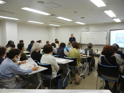 学習会講師活動の様子